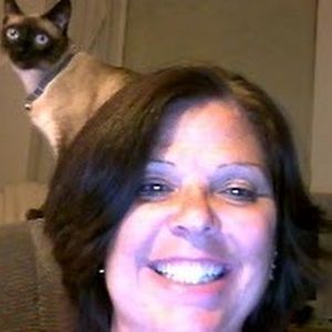 Meet your Posher, Liz